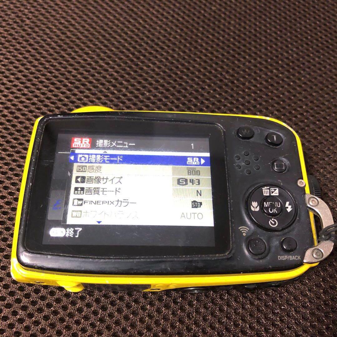 動作品　FUJIFILM コンパクトデジタルカメラ　Finepix XP70