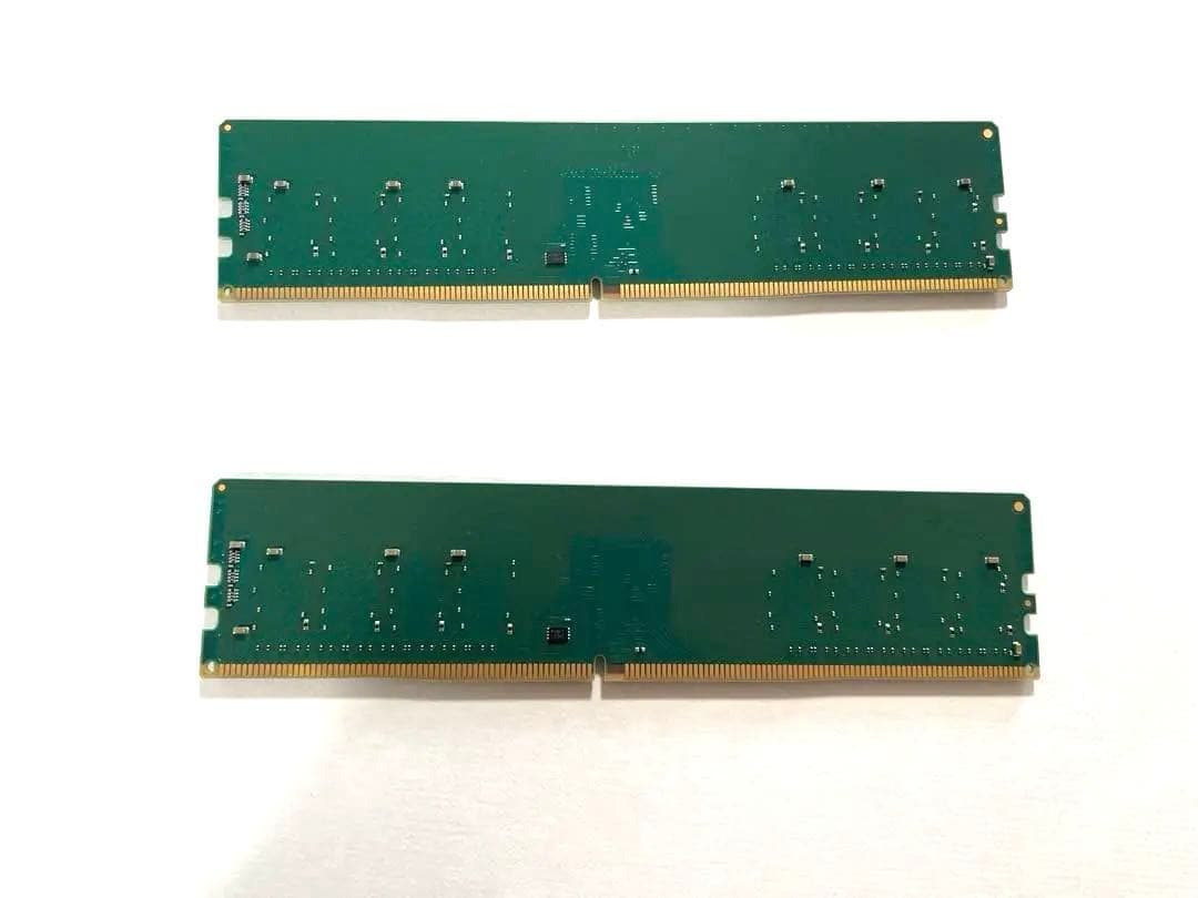 Crucial DDR4 16GB (8GB × 2枚) メモリ