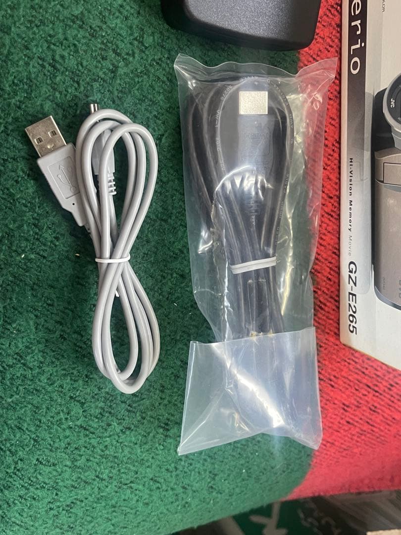 JVC EverioハイビジョンメモリームービーGZ-Ｅ265 ビデオカメラ