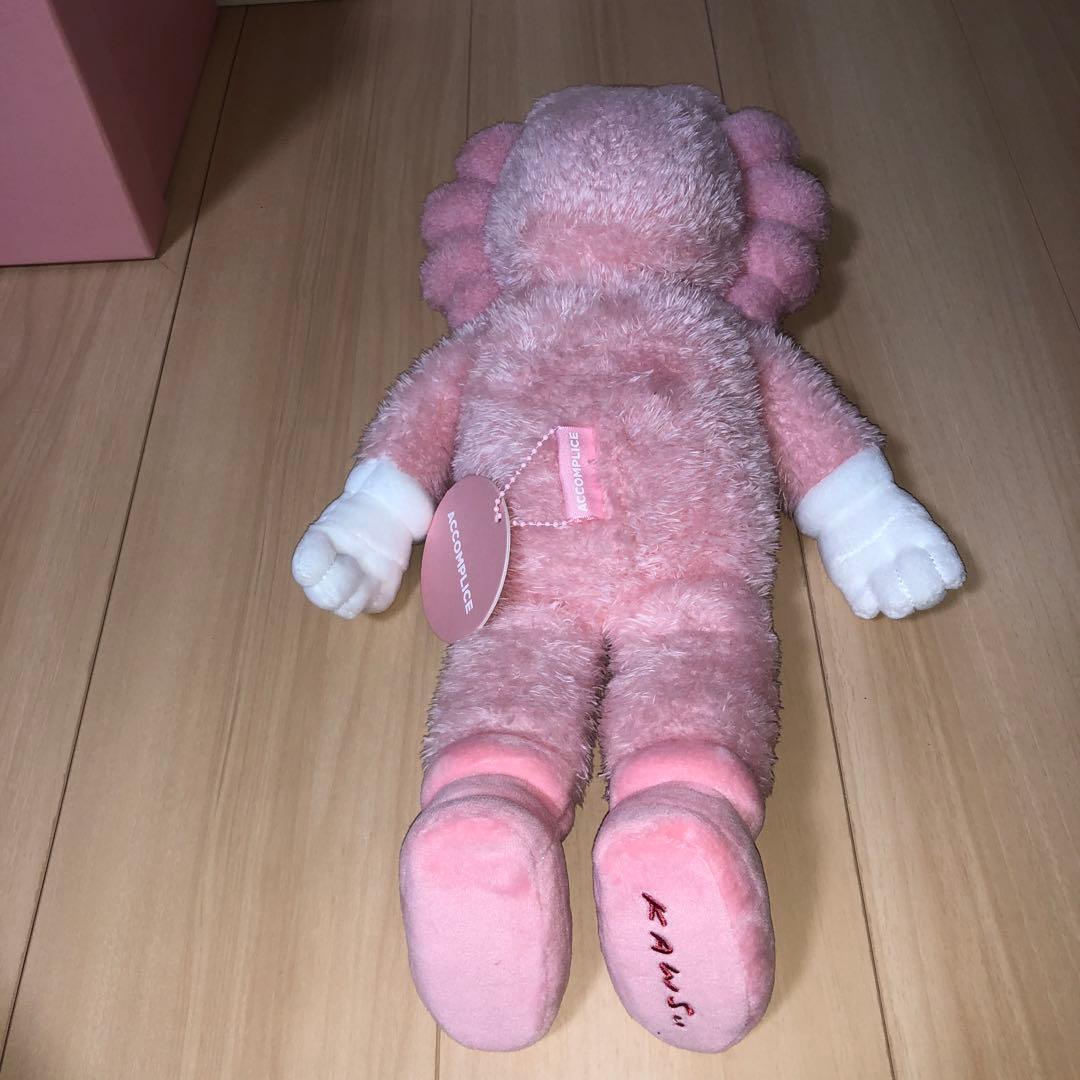 KAWS ACCOMPLICE PLUSH 2000体限定【最終値下げ】
