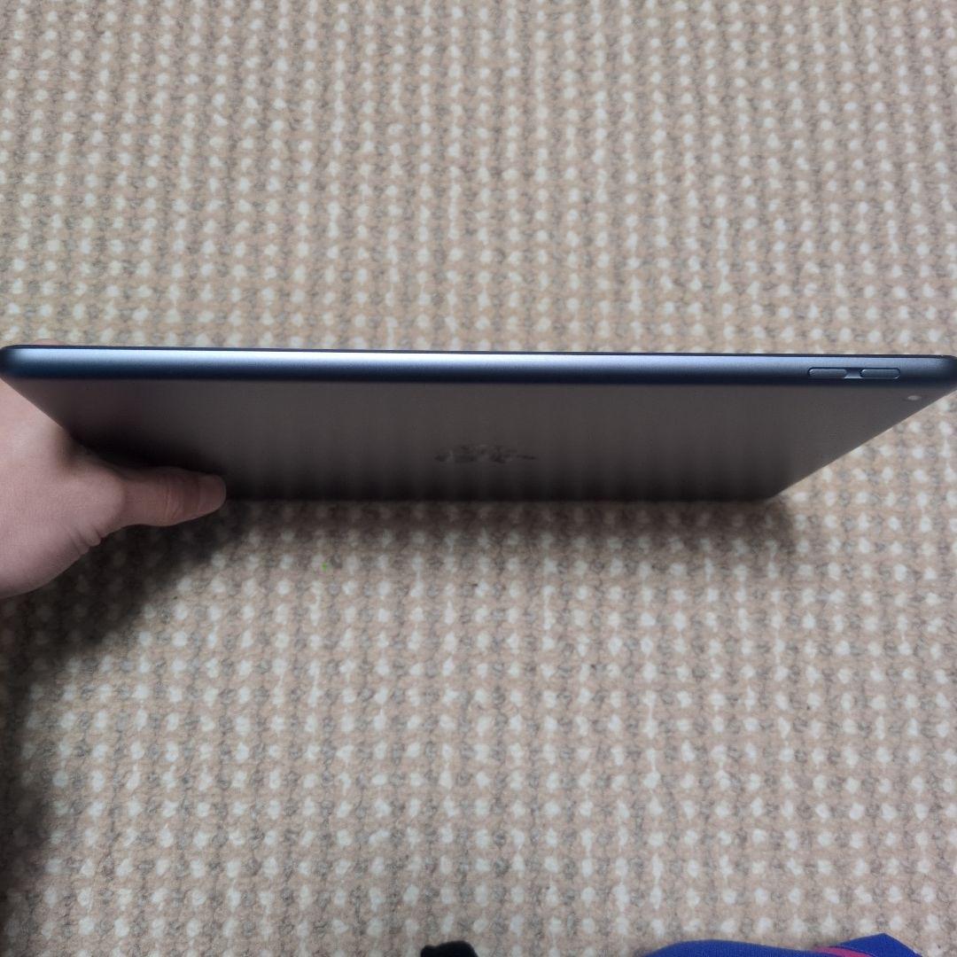 【美品】iPad（第8世代）128GB + Apple Pencil