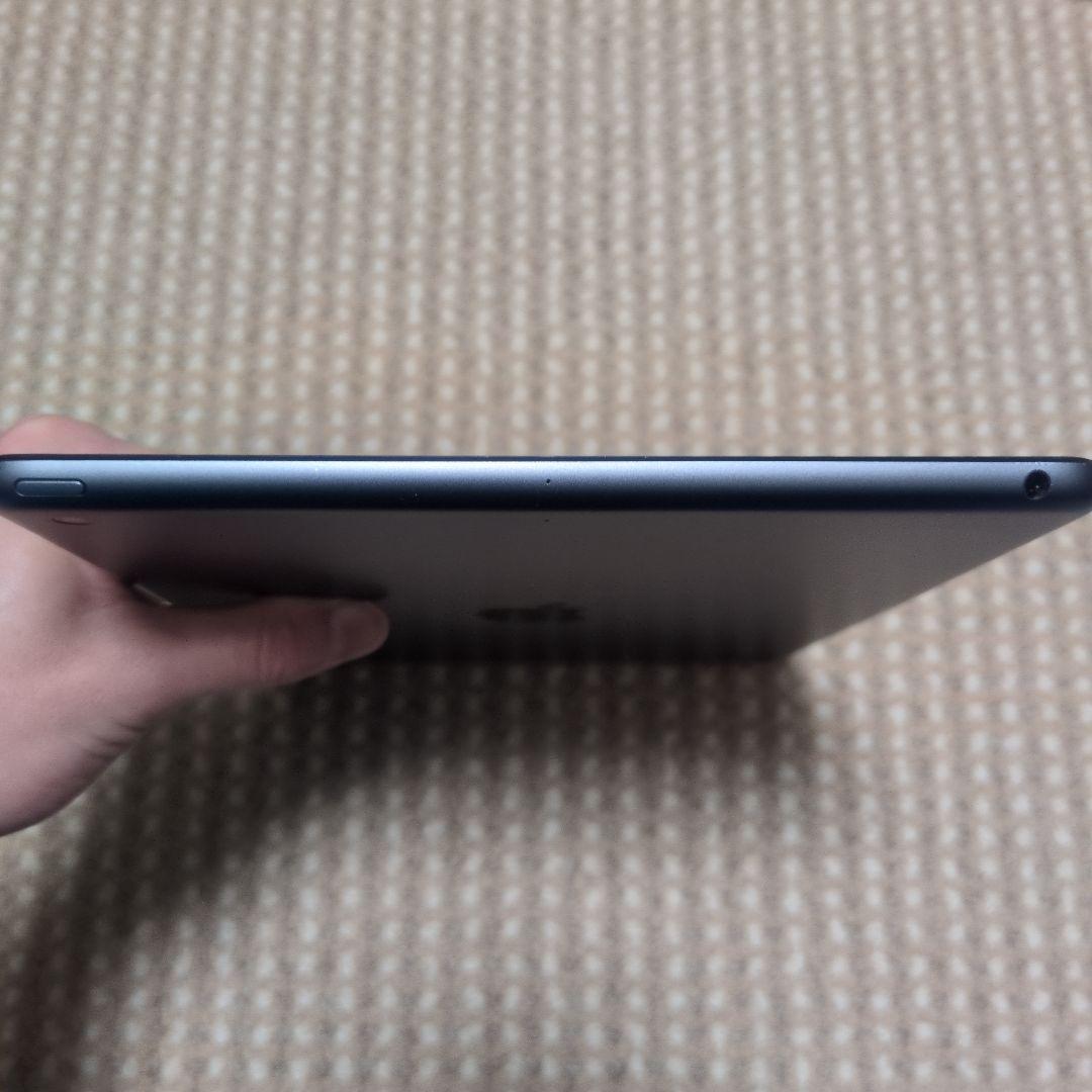 【美品】iPad（第8世代）128GB + Apple Pencil