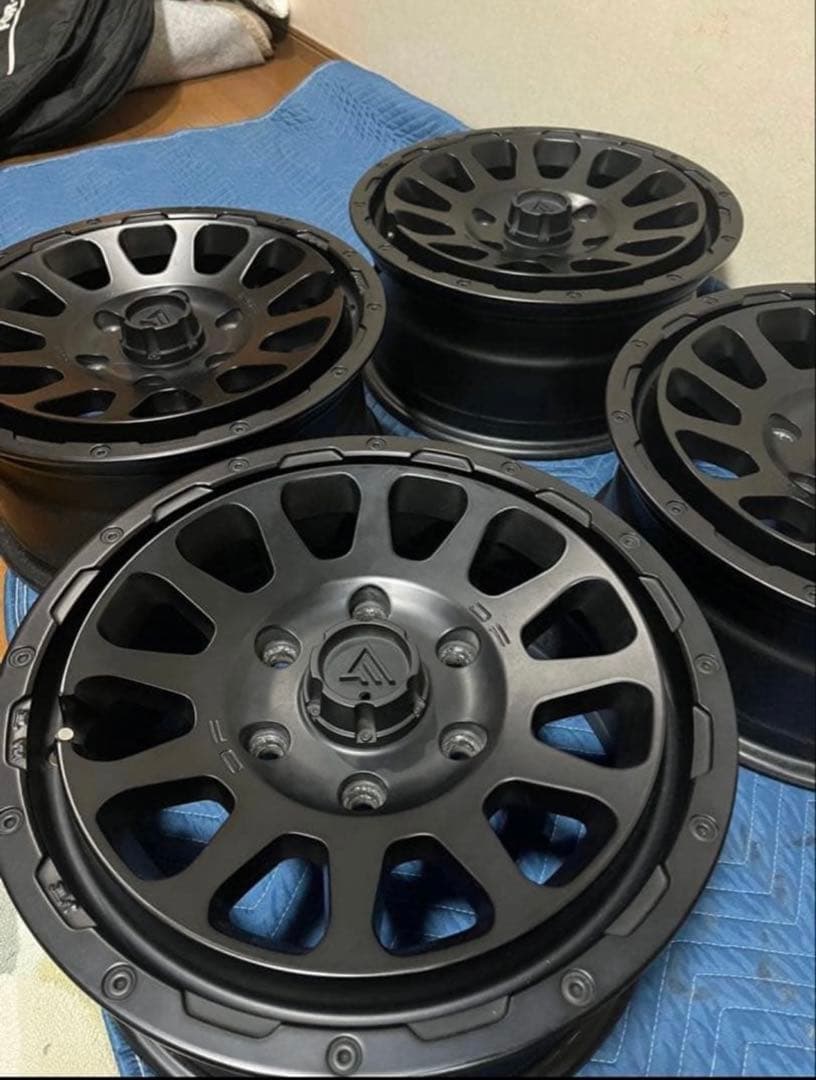 DELTA FORCE OVAL 4本　１６インチ　ハイエース　3月まで値下げ