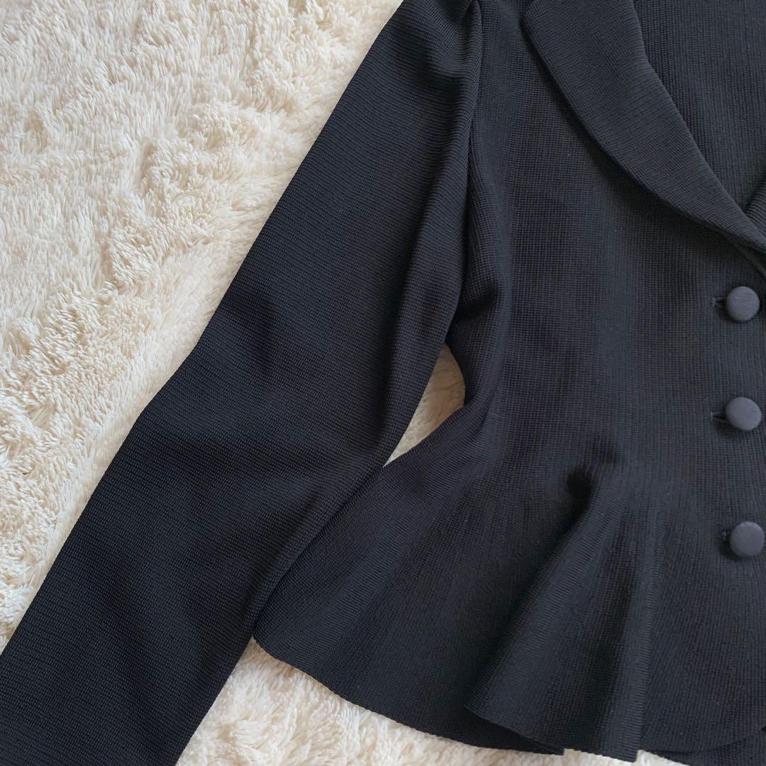 TO BE CHIC トゥービーシック　黒 ペプラム　ニット　ジャケット　Ⅲ