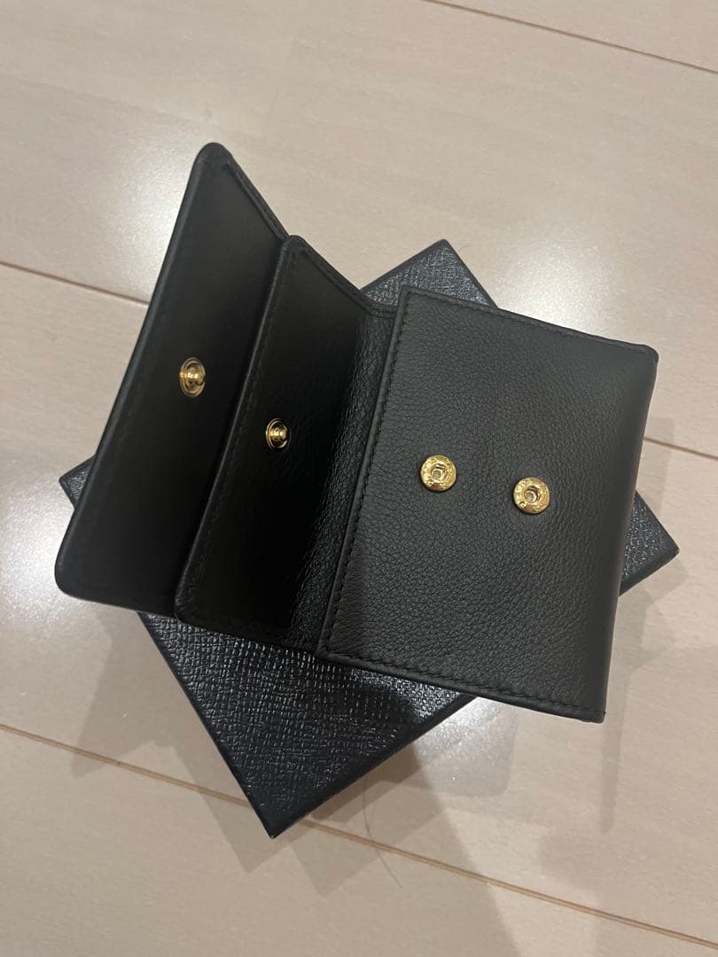 【新品】PRADA ブラック 三つ折り財布