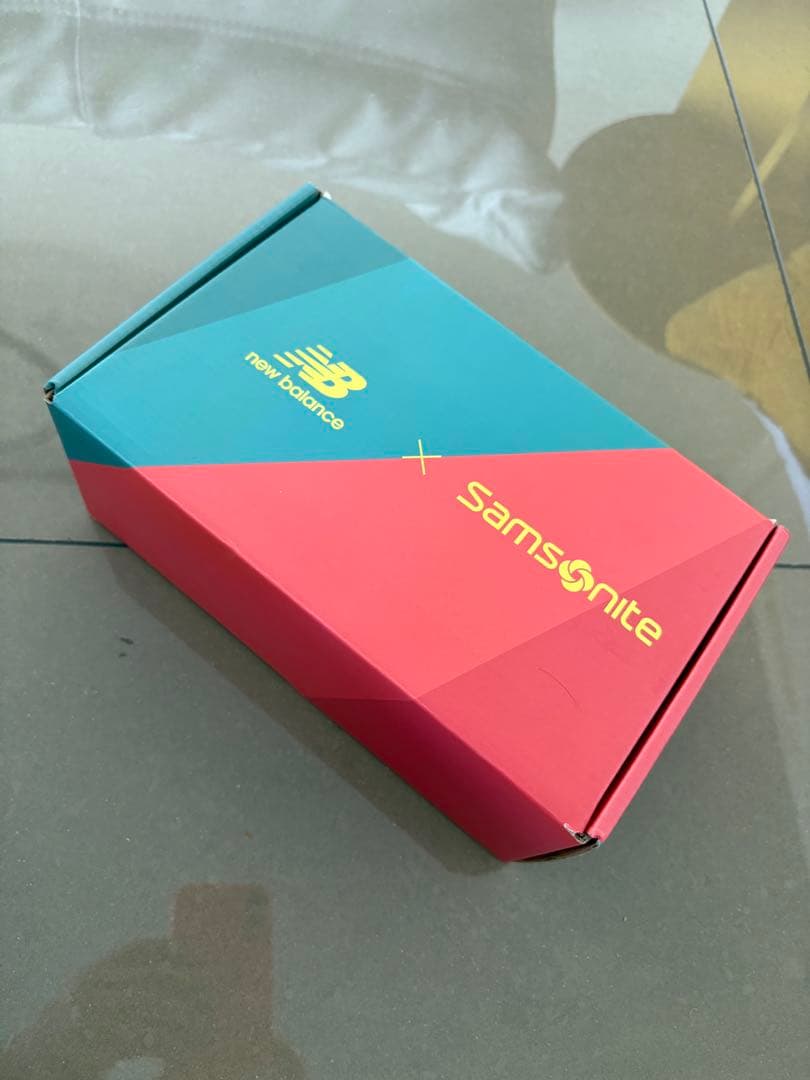 旅行かばん・小分けバッグ New Balance x Samsonite