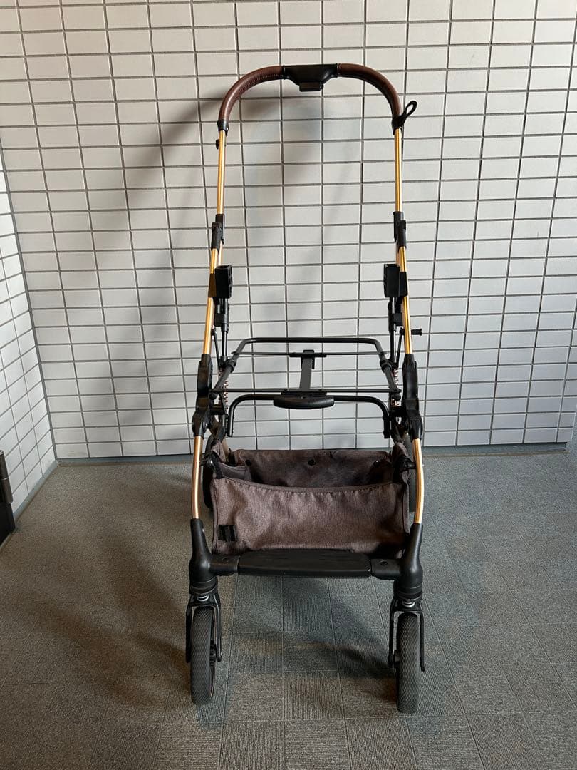【ペットカート】ジェックス OSOTO GRACE RC キャメル