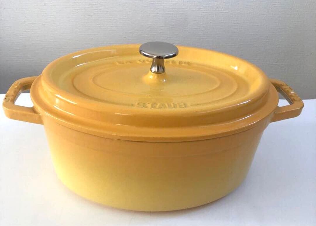 Staub ストウブ オーバル 23cm イエロー