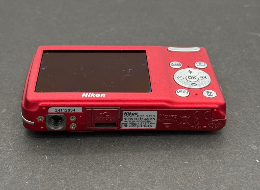 Nikon COOLPIX S210 デジカメ