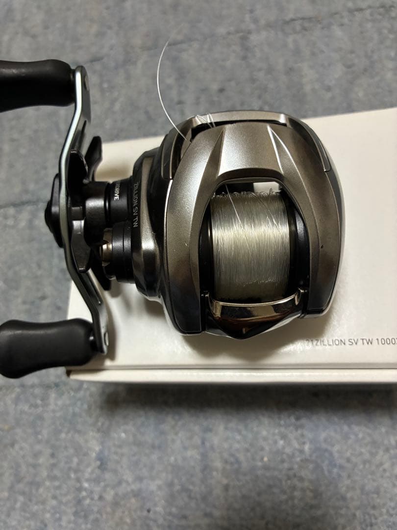 リール 21 ZILLION SV TW 1000 XHL