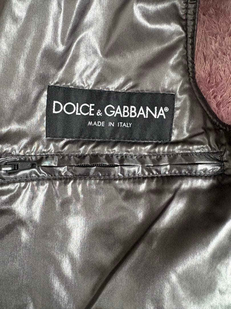 DOLCE&GABBANA フード付きブラックダウンベスト