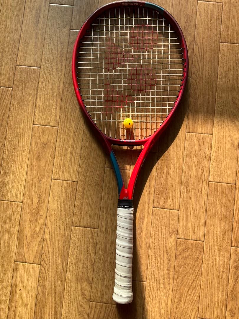 美品　YONEX ヨネックス VCORE100 Vコア グリップ1 レッド　硬式
