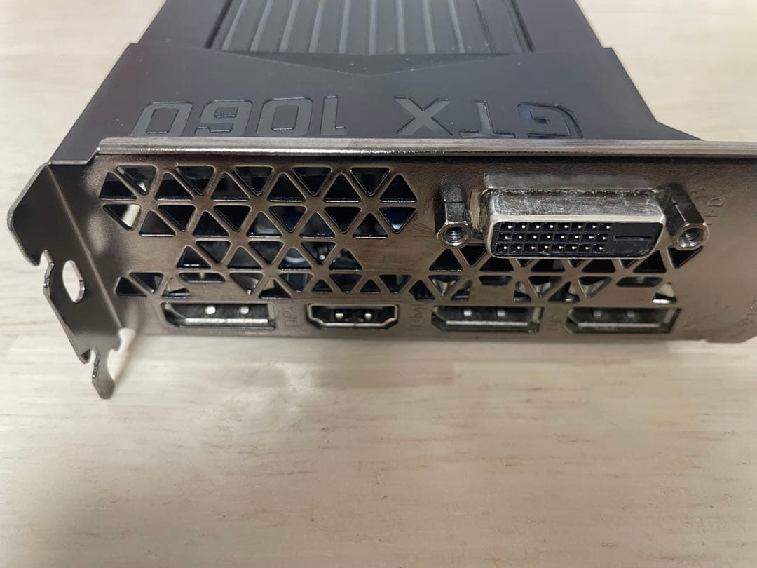 NVIDIA GTX 1060 3GBグラフィックボード