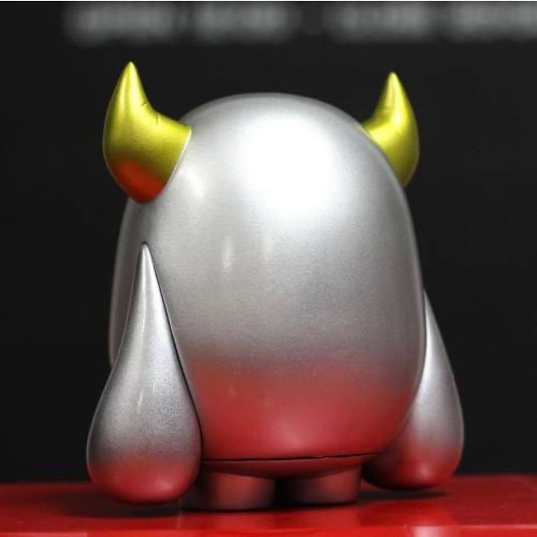 【新品未使用】MOON Art デモンソフビOne up.限定カラー