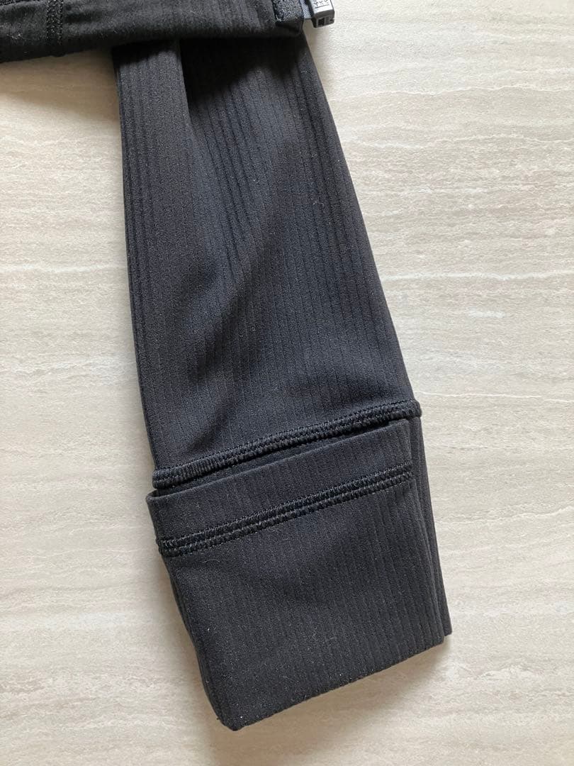 lululemonブラック ヨガウェアジャケットNulu