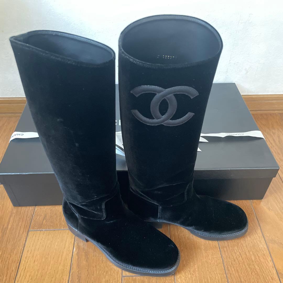 CHANEL ロングブーツ