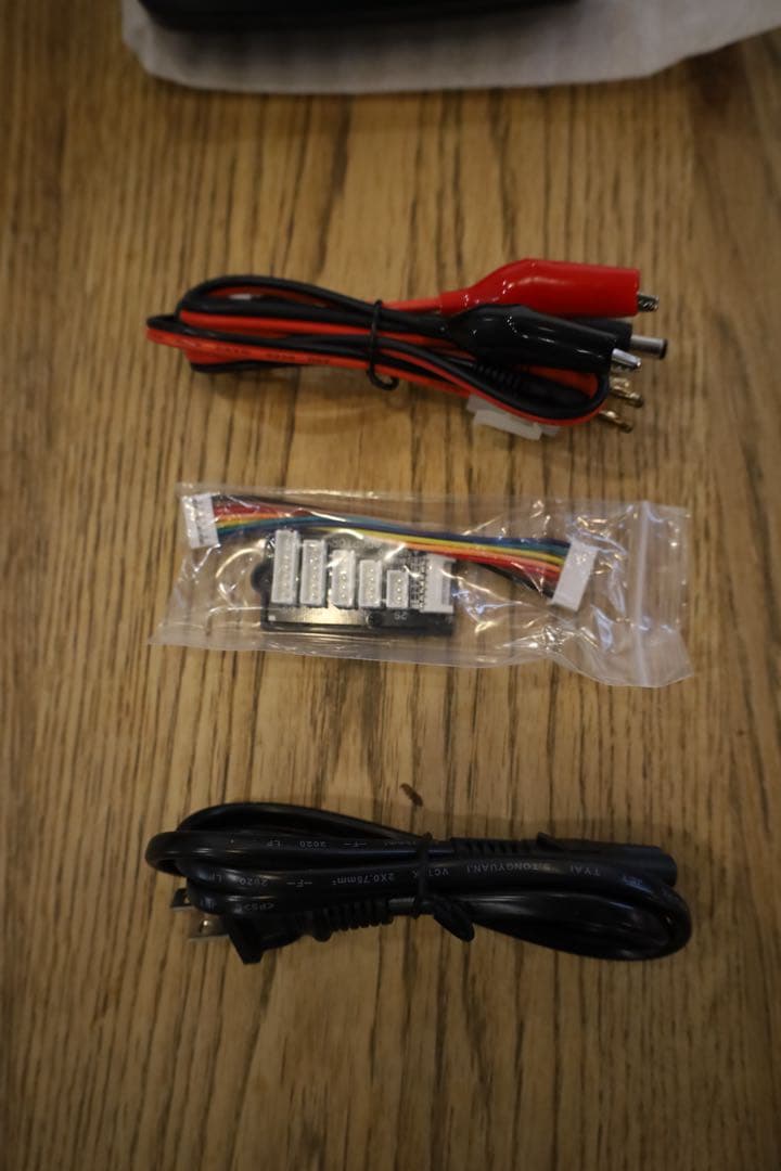 【新品・未使用】ハイテック 充電器　x1 AC plus Ⅲ