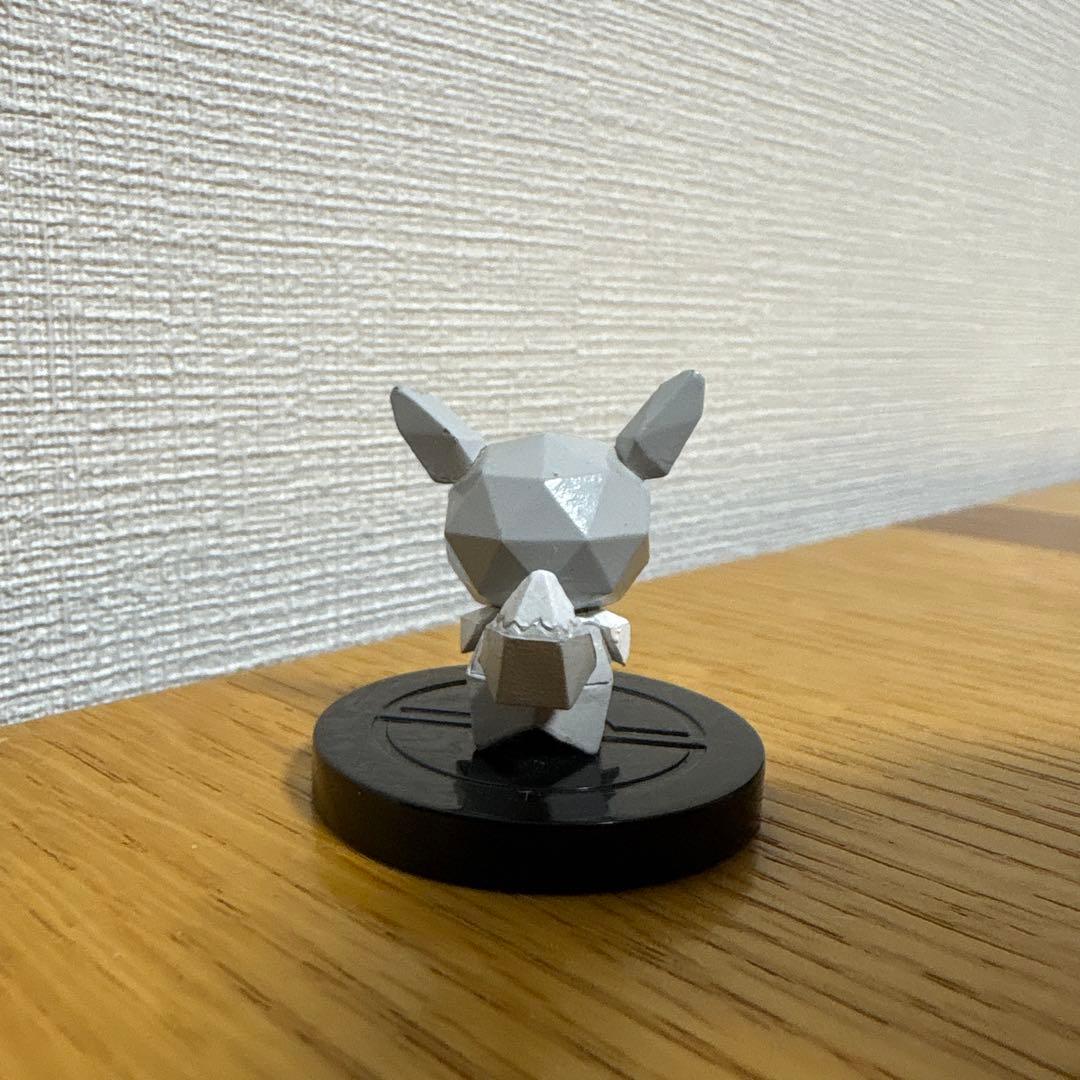 ポケモンスクランブル 色違いイーブイ フィギュア