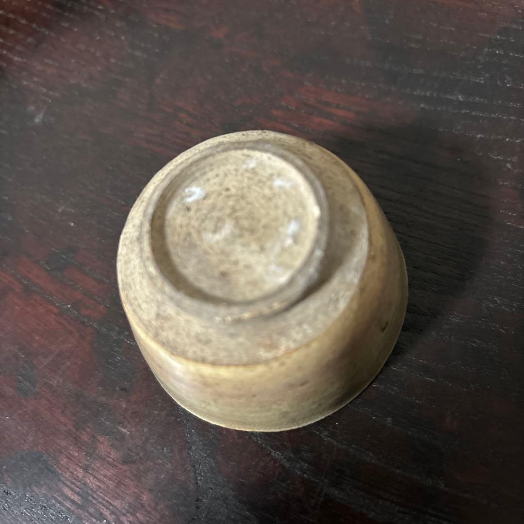 灰釉時代盃　ぐい呑み　酒器　江戸　古民芸　御深井　美濃　萩　古美術　骨董　李朝