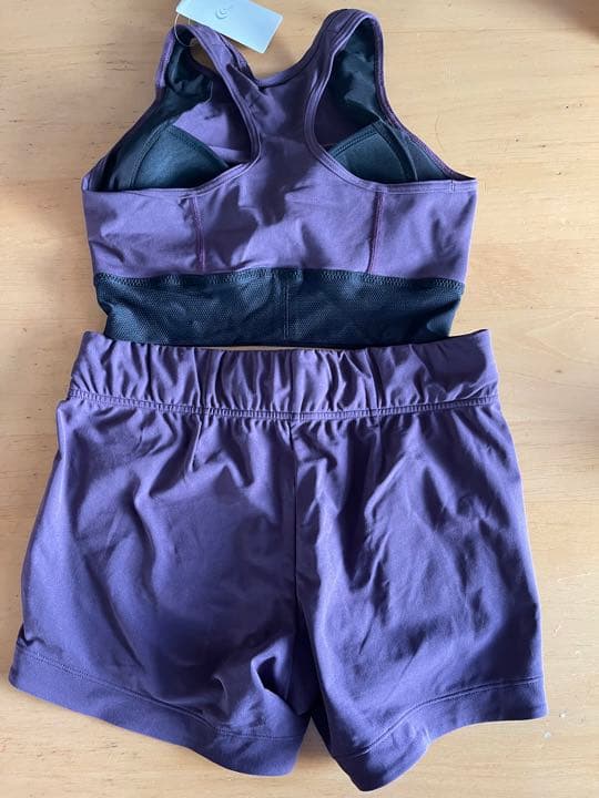 色がきれい！　C3fit 3点セット サイズS〜M