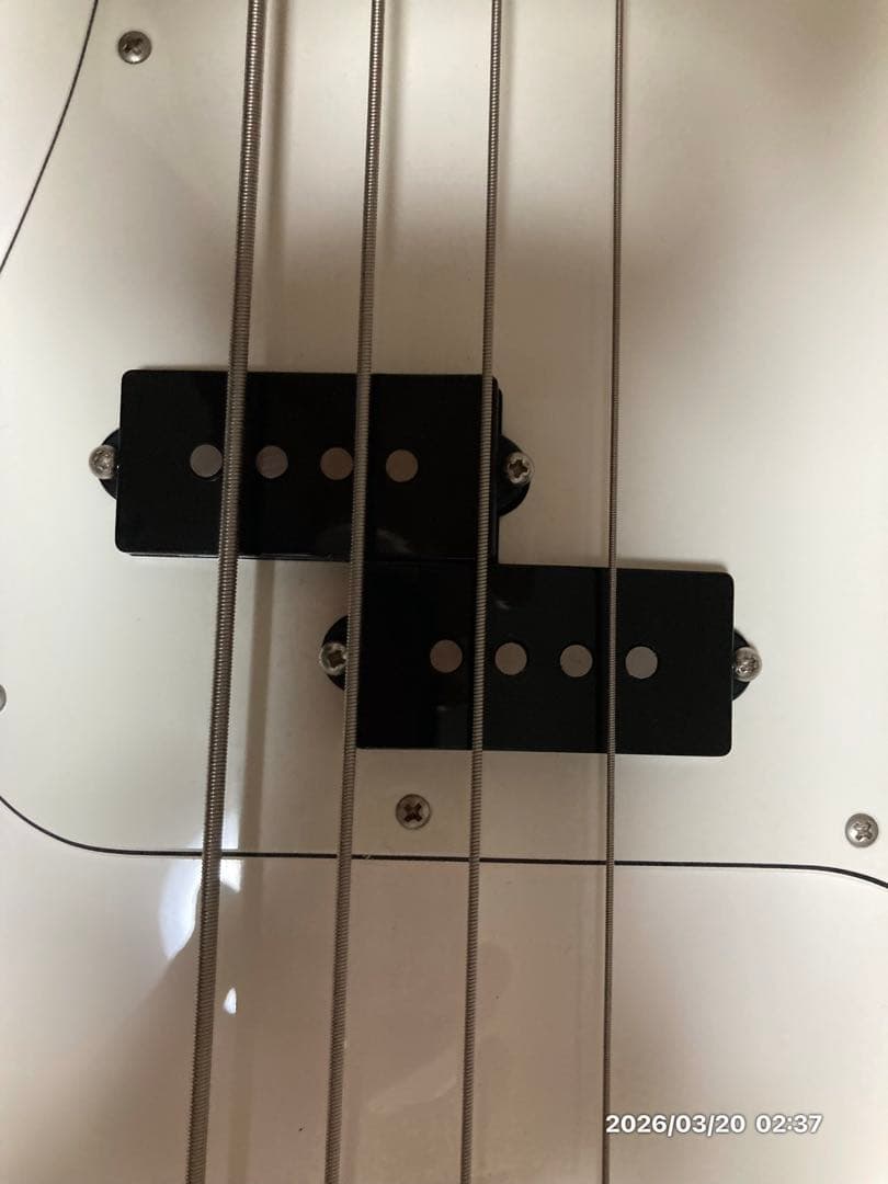 Fender Precision Bass ホワイト