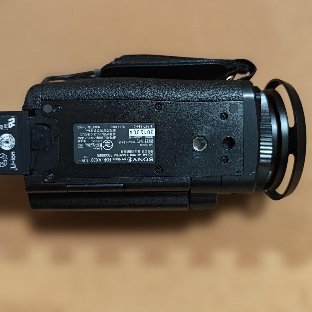 SONY 4K ビデオカメラ 本体、付属品　動作確認済み。