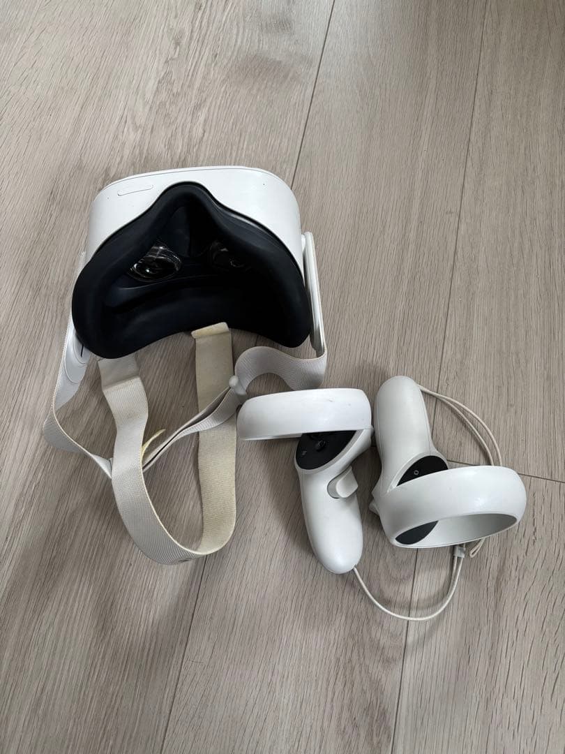 メタクエスト2（VR）64GB