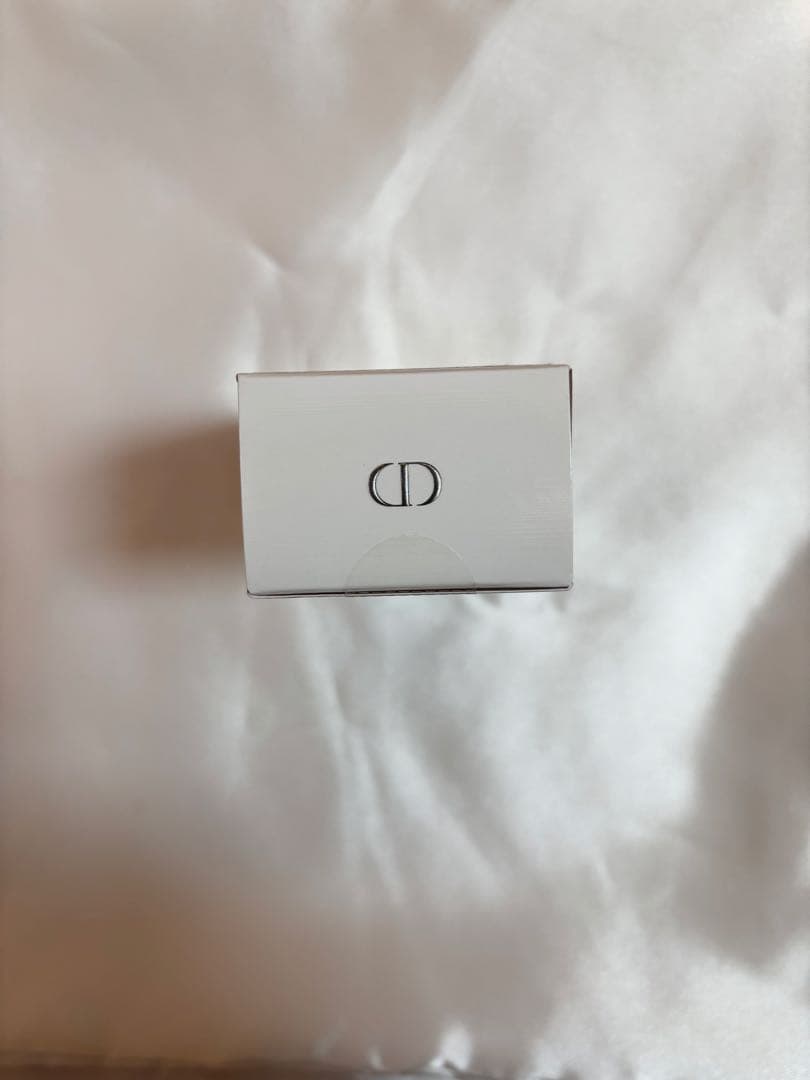 ディオール スノー UV ベース ブルー 30ml SPF50
