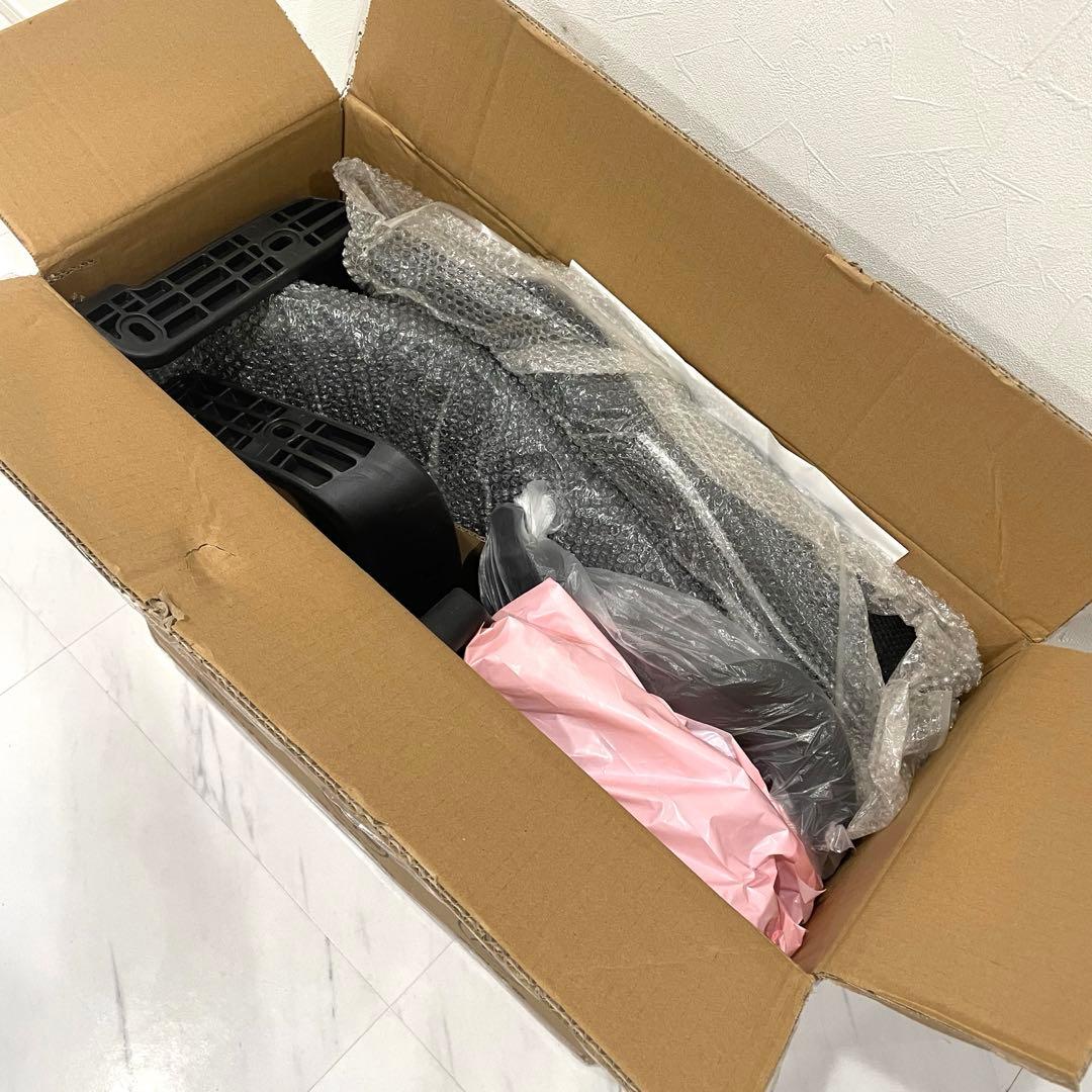 新品未使用　オフィスチェア 椅子 デスクチェア パソコンチェア ワークチェア 黒