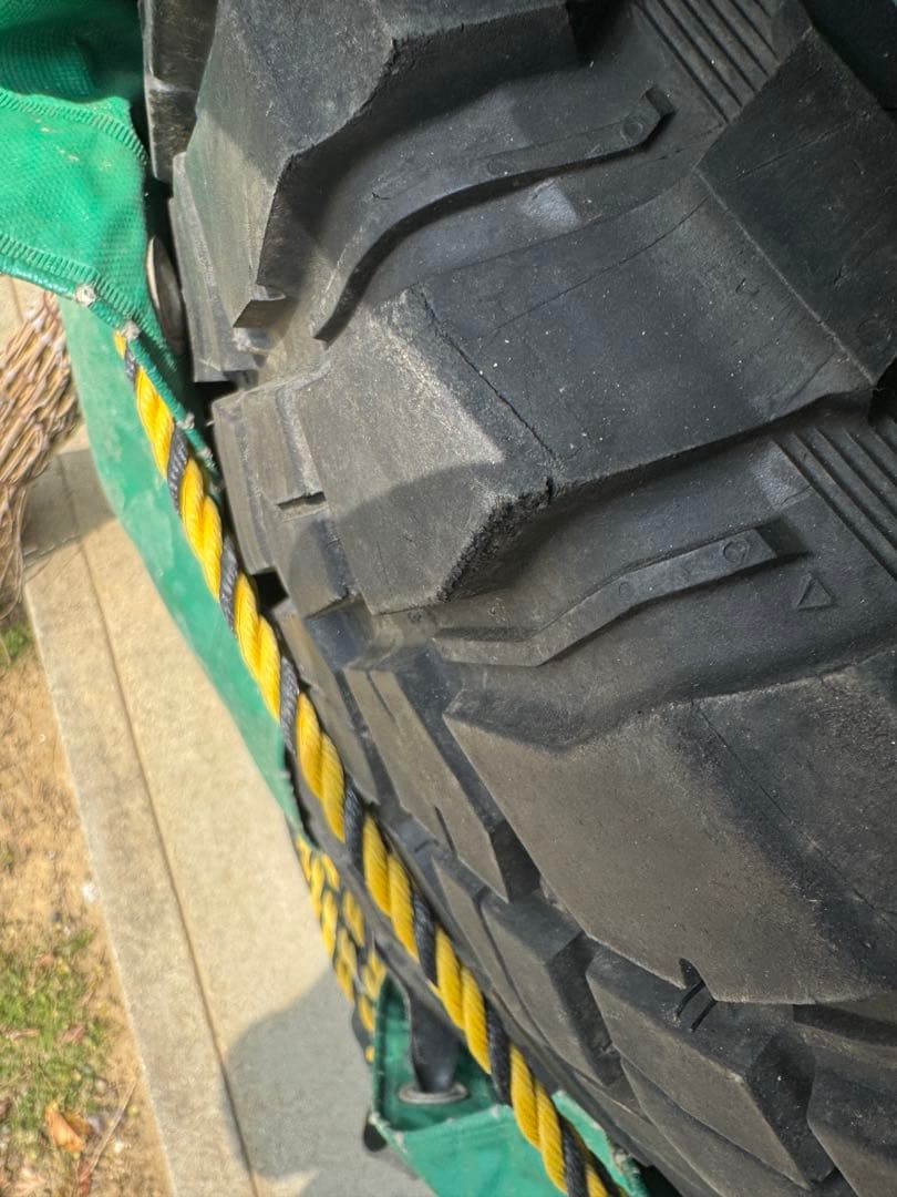 (ちょめみ様現物確認) BFgoodrich km3 225/75R16 4本