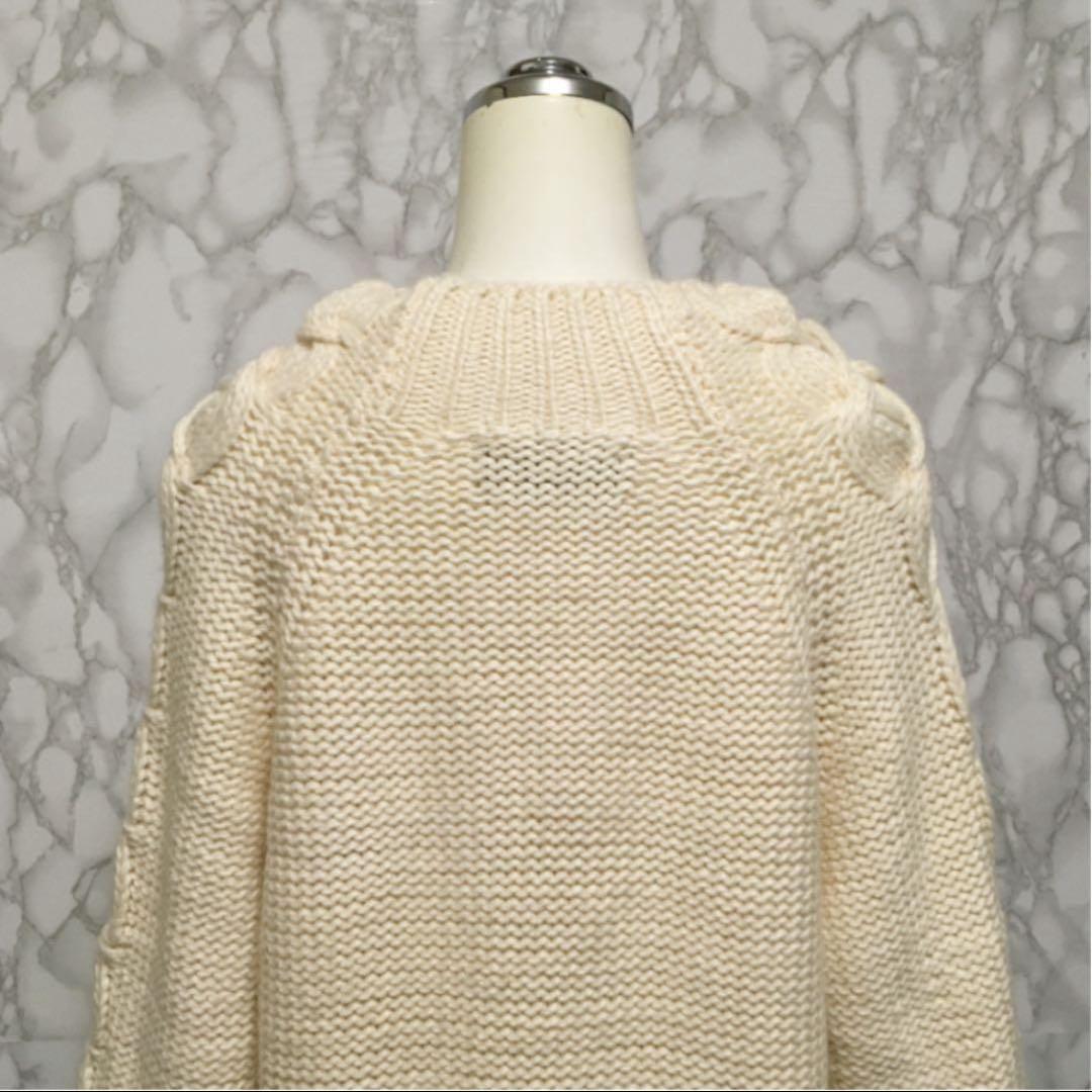 ね*こ様 美品　AMERI vintage デザインケーブルニット