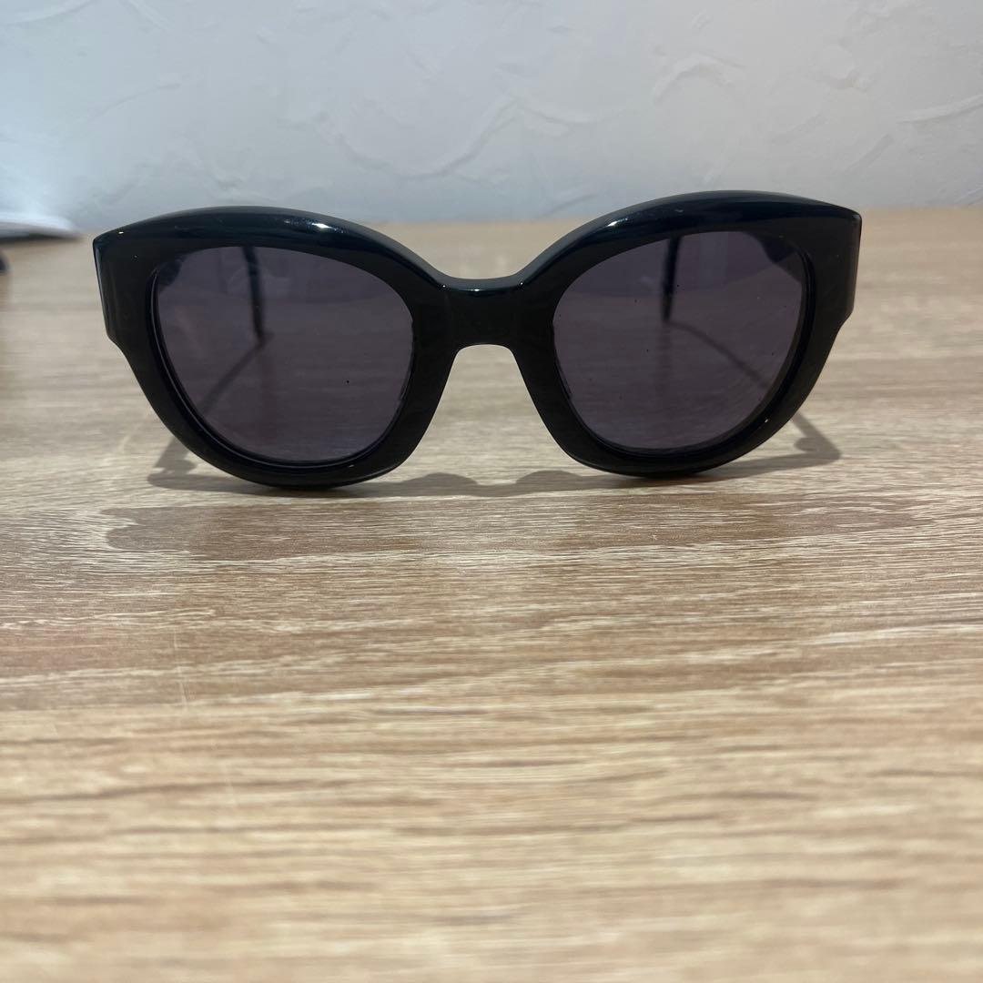 CHANEL 黒 サングラス ケース付き