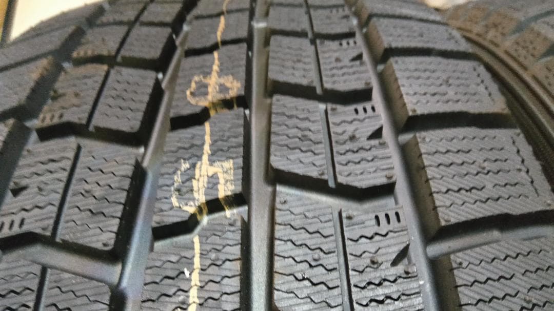 その②送料含・日本製造未使用2本　245/45R18　グッドイヤーアイスナビ7