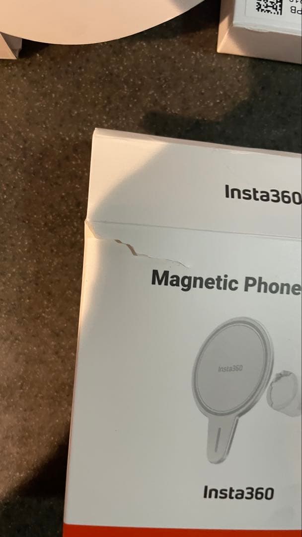 Insta360 Flow 2 Pro MagSafe 磁気マウント付き