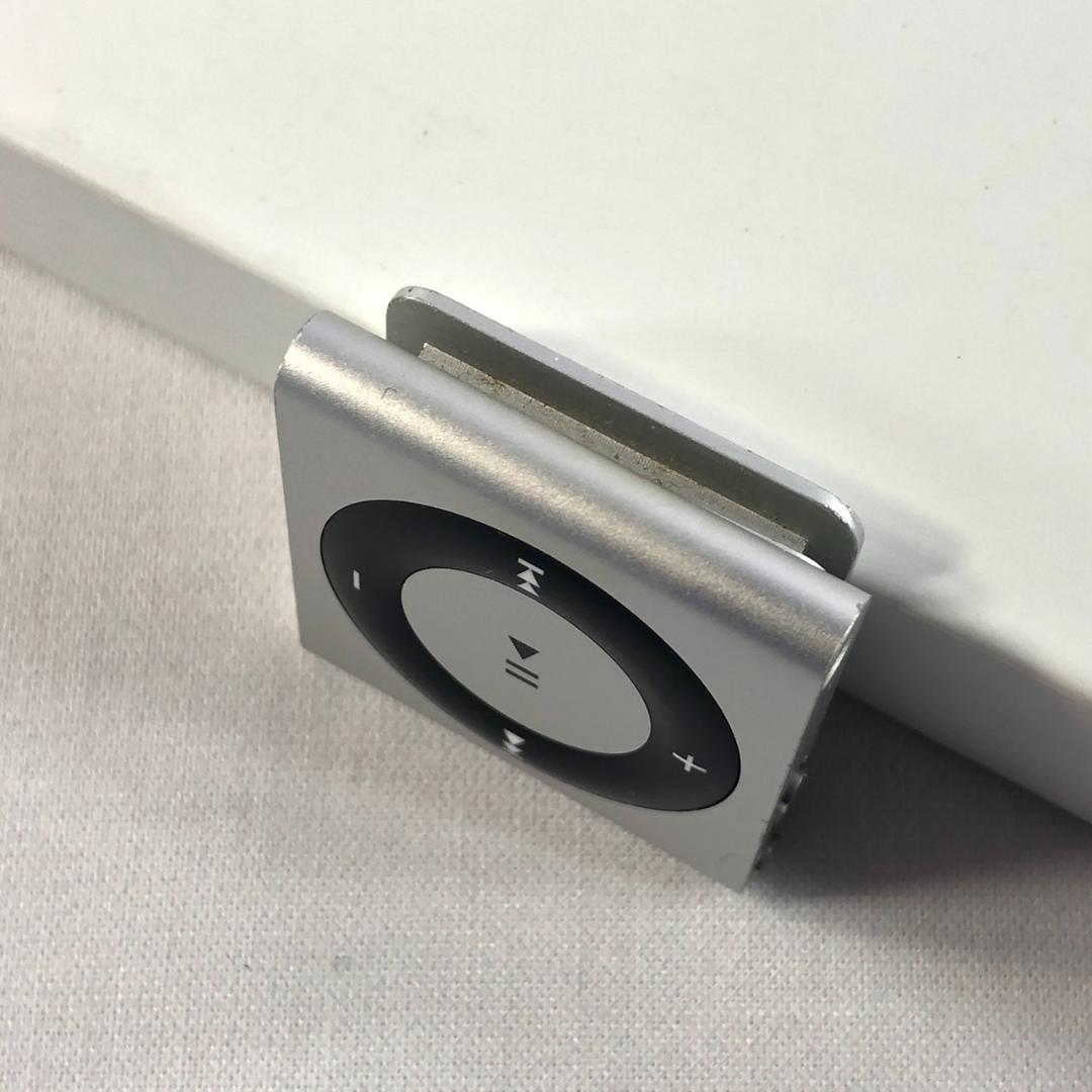 iPod shuffle 4世代　 新品バッテリーに交換済　シルバー