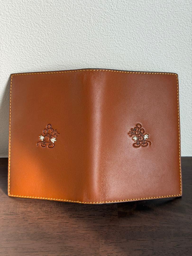Disney x COACH パスポートケース 未使用品