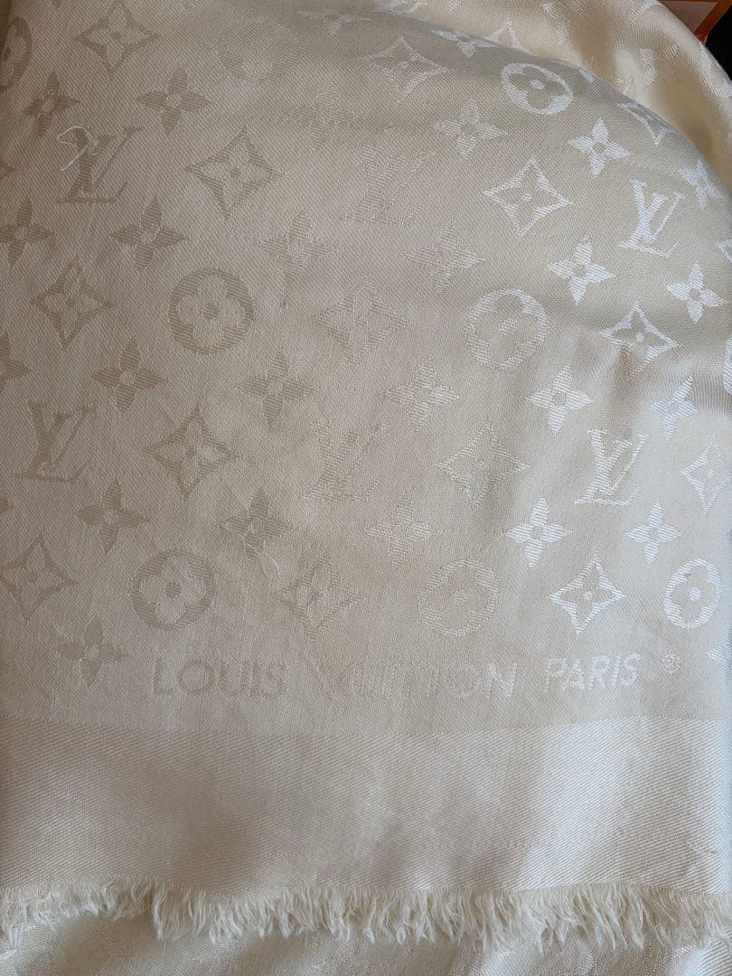 LOUIS VUITTON アイボリー ストール