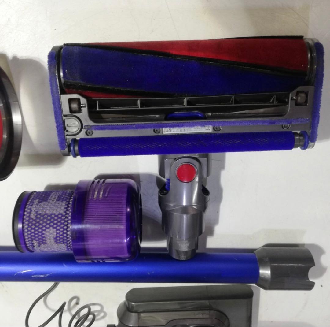 Dyson V11 AbsoluteExtra 通電確認中古品SV15充電器付き