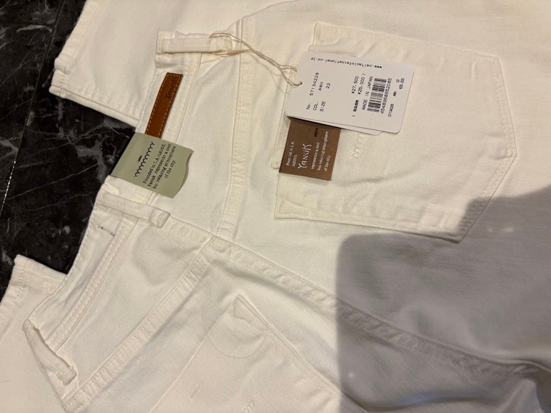 【新品】　YANUK JOAN ルーズ　ストレートデニム　ハイウエスト　22