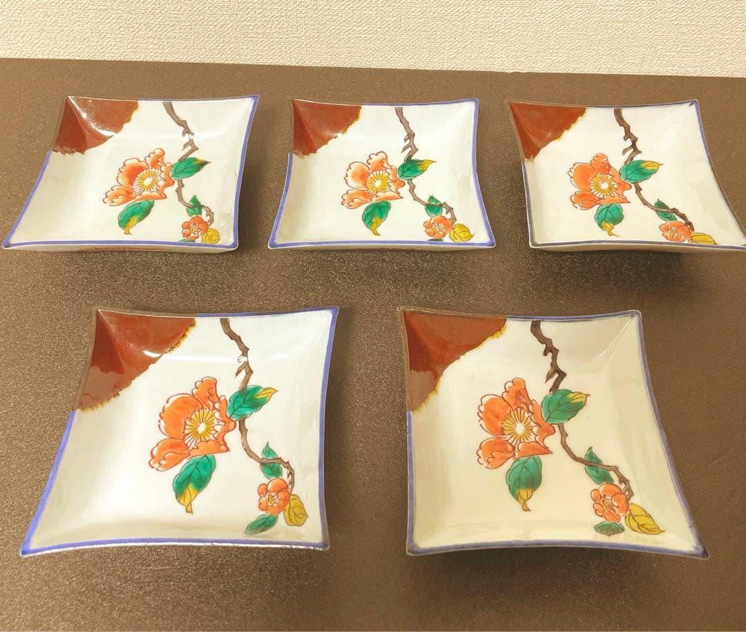 初代　滝口加全　　「椿絵」角皿　染付　共箱　九谷焼　【骨董】