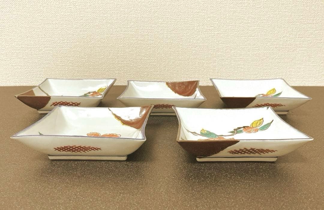 初代　滝口加全　　「椿絵」角皿　染付　共箱　九谷焼　【骨董】
