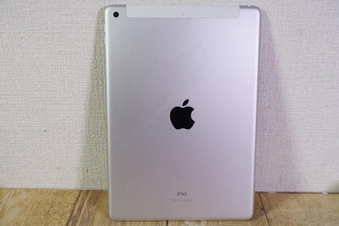 iPad 第8世代 Cellular シルバー 32GB A2429