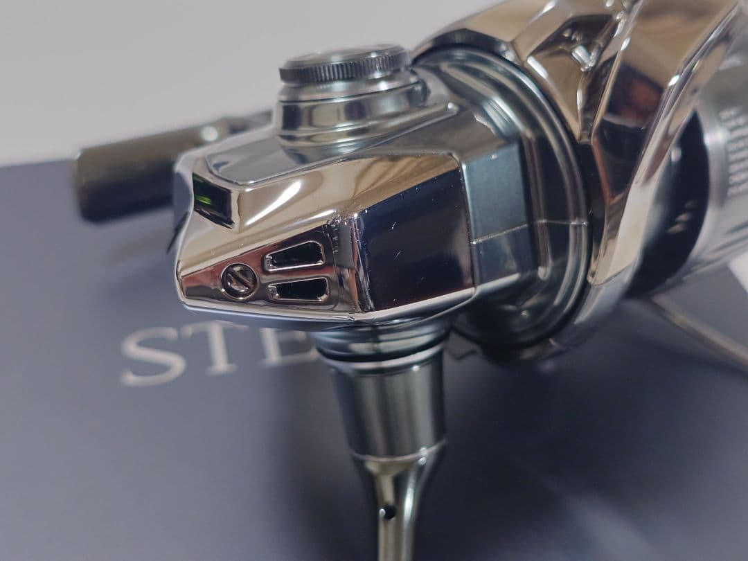 シマノ 22ステラC2000SHG ゴメクサスラインローラー&スタンド