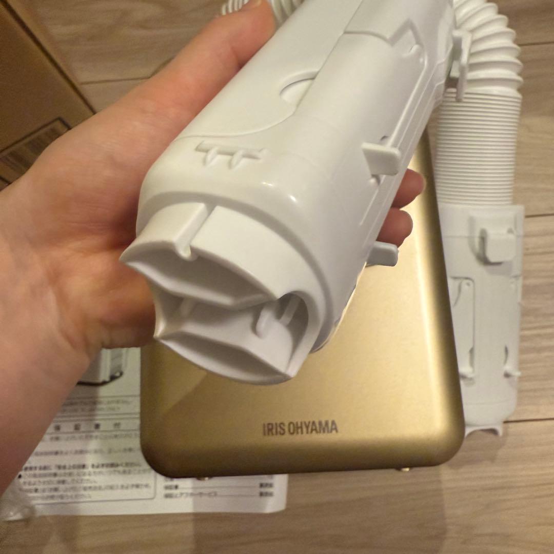 新品同様 アイリスオーヤマ ふとん乾燥機 カラリエ ツイン FK-WJN1-N