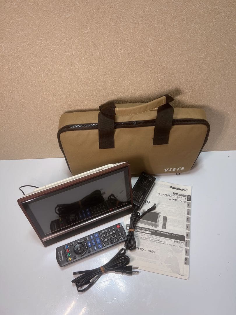 Panasonic VIERA DMP-HV100 ビエラ ポータブルテレビ