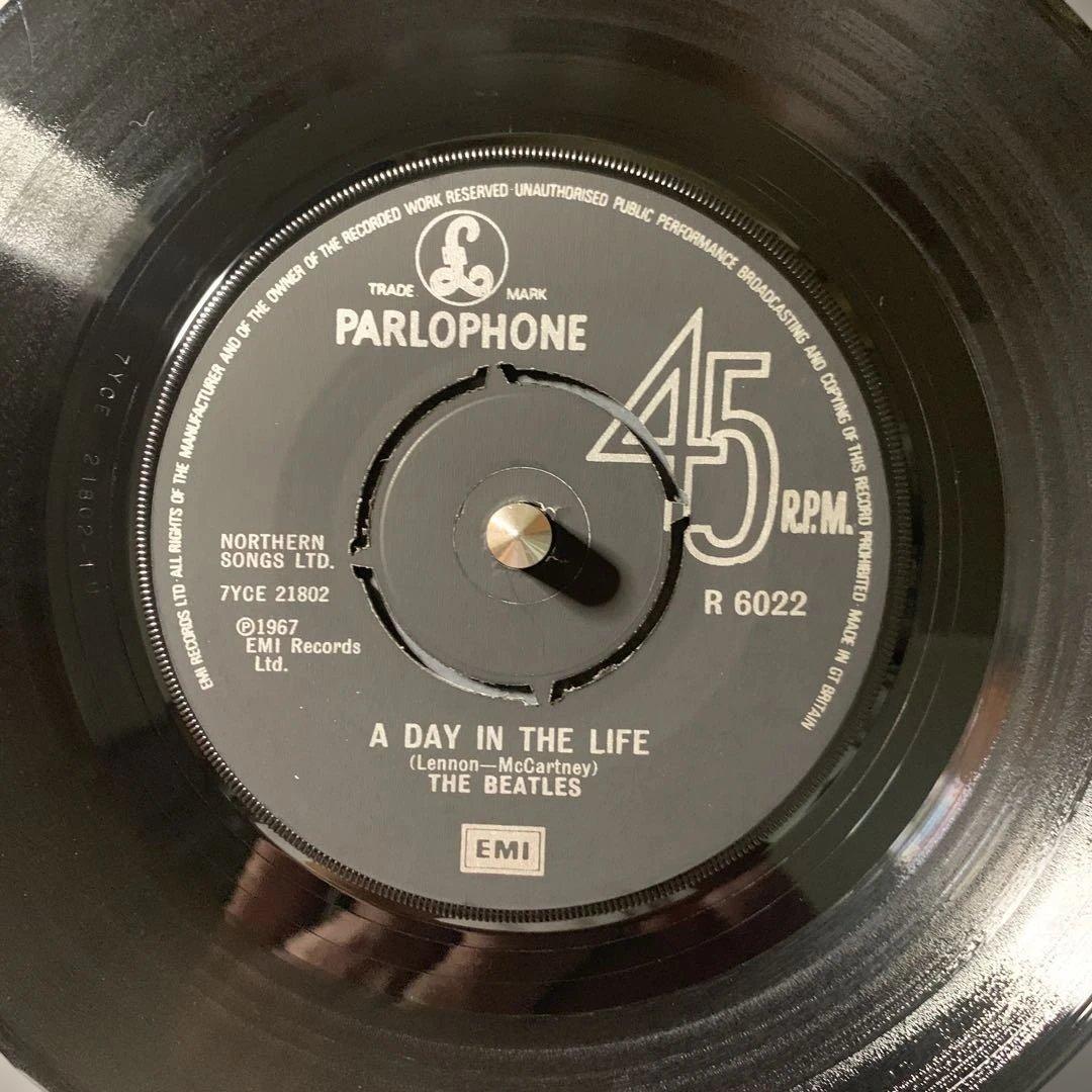 The Beatles / Sgt. Pepper's UK盤7\"シングル