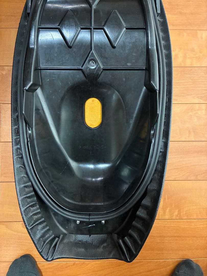 PCX125 JF28 ホンダ 純正　シート
