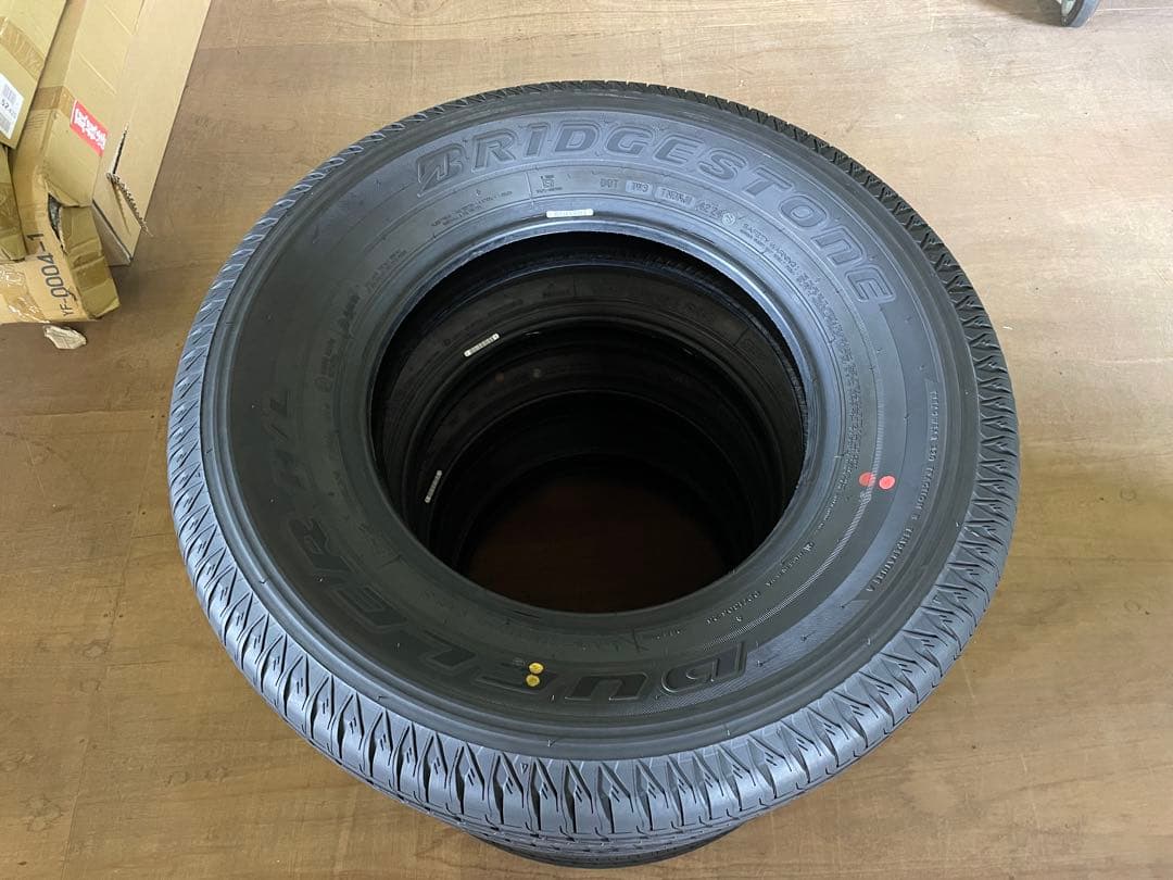 本州内送料無料 ジムニー ノマド 195/80R15 24年製 新車外し タイヤ