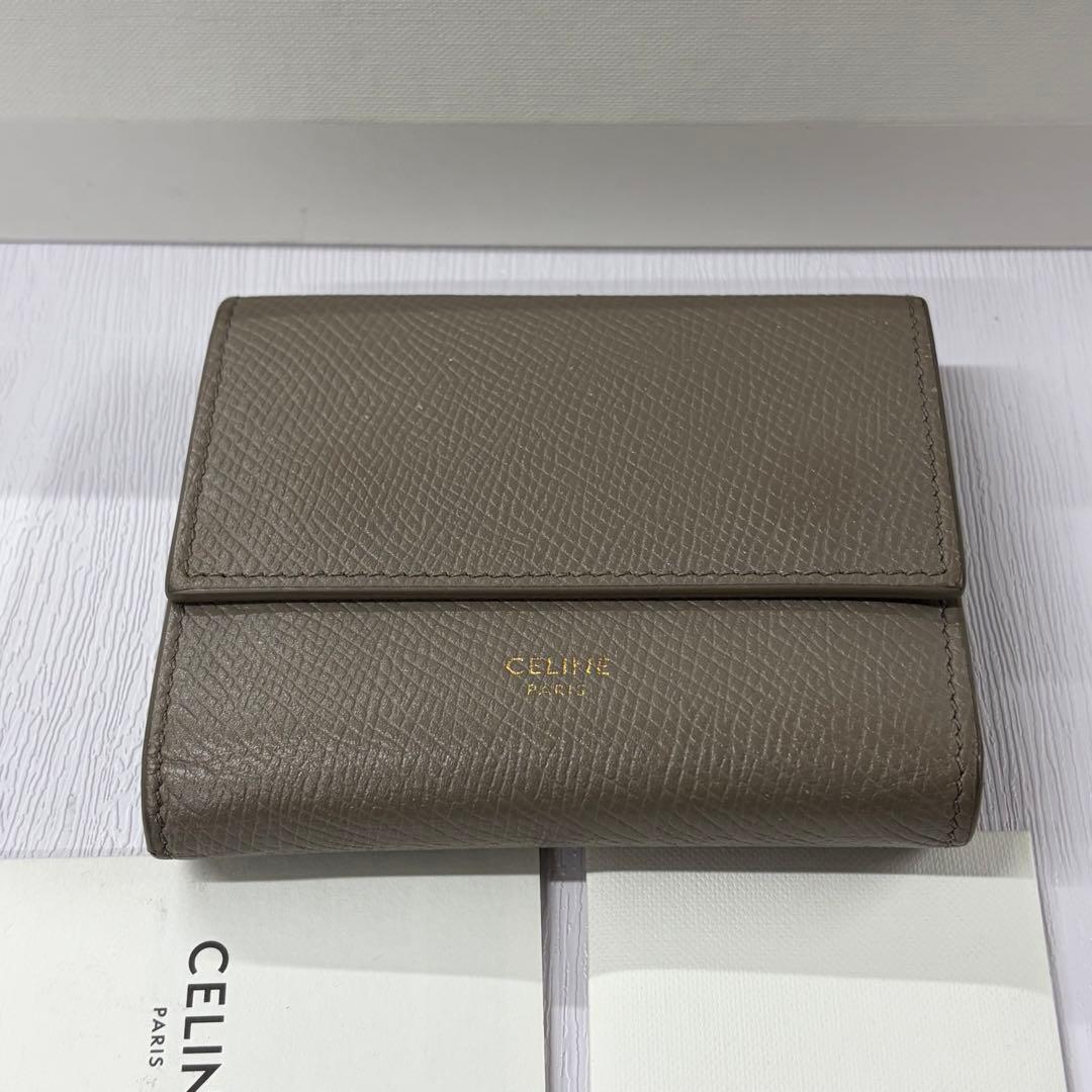 新品同様‼️ 現行　セリーヌ　CELINE 財布　折り財布　グレインカーフスキン