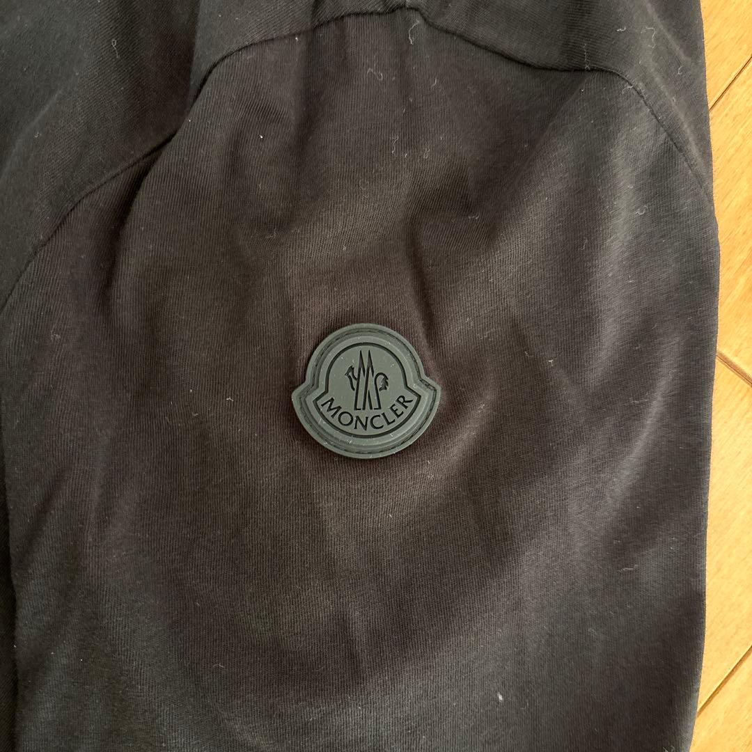 MONCLER ブラック Tシャツ バックプリント